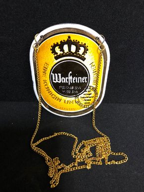 Warsteiner Brauerei / Emailliertes Zapfhahnschild mit Kette (Um 1980)