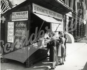 Lebensmittelbüdchen in Berlin am 19. September 1945