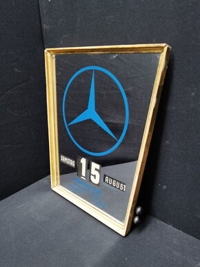 Mercedes Benz Reklamespiegel mit integrierten Dauerkalender