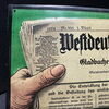 Westdeutsche Landeszeitung Gladbach - Uraltes geprägtes Blechschild um 1924  -  36 x 17 cm