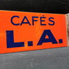 Cafés L.A. - Zweiseitig emaillierter Ausleger (Um 1950)