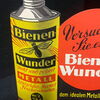 Bienenwunder - Pappaufsteller um 1930