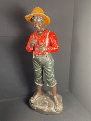 Werbefigur Junge mit Hosenträgern  93 x 26 cm um 1930