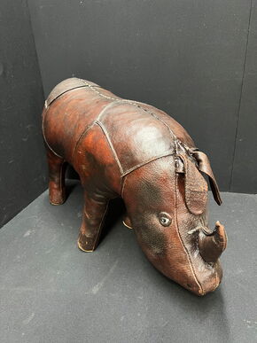 Abercrombie & Fitch Designer Fußhocker Nashorn (50er Jahre)