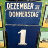 Flöther / Eckert Landmaschinen - Maschinenfabrik Hofmann & Sohn  (Vorkriegsblechschild mit Kalenderfach und Originalkalender)