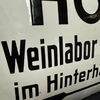 Horst - Weinlabor / Pflanzenschutz (Gewölbtes Emailleschild um 1930)