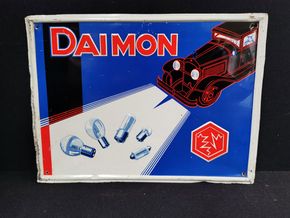 Daimon Blechschild mit traumhaften Automobil-Motiv (Um 1925)