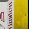 Winston Kingsize Zigaretten . 60er Jahre Werbeschild auf Aluminiumblech