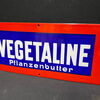 Vegetaline Pflanzenbutter - Flaches Emailleschild aus der Zeit um 1905