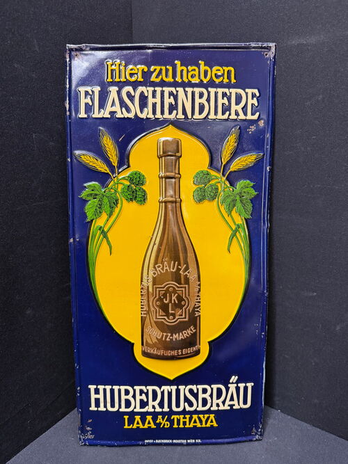 Hubertus Bräu (Laa Thaya - geprägtes Blechschild um 1920)