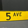 Five Avenue - 5 Ave (Flaches Emailleschild - Neuzeitlich)