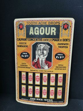Agour Zahnwehtropfen - Werbepappe aus der Zeit um 1920. 