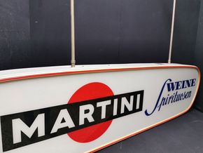 Martini Tresenleuchte im stattlichen Format von ca. 38 x 145 cm.