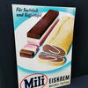 Mili Eiskrem - Für Nachtisch und Kaffeetafel / Fantastisches Blechschild um 1958