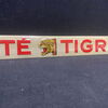 Té Tigre - Gewölbter Blechstreifen aus der Zeit um 1950