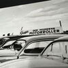 VW - Käfer Verkaufsausstellung bei Händler (großer Fotoabzug)