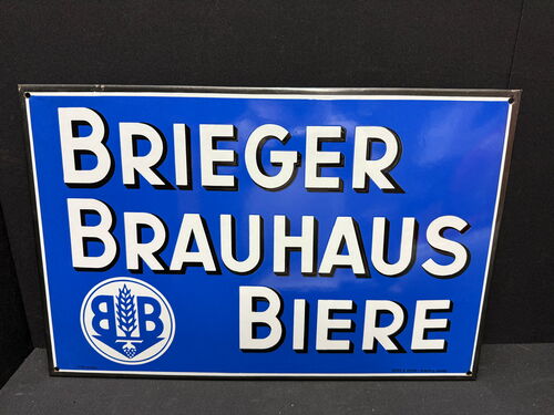 Brieger Brauhaus Biere - Abgekantetes Emailleschild um 1930 (Oberschlesien)