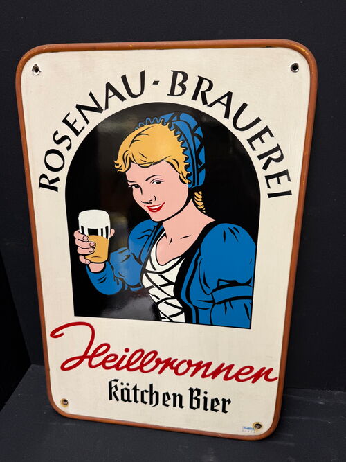 Rosen Brauerei - Heilbronner Kätchen Bier (Bedruckte Hartfaserplatte im Kunststoffrahmen (Um 1960)