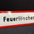 Feuerlöscher Hinweisschild (Gewölbt. Um 1950)