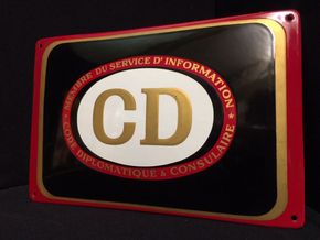Code Diplomatique & Consulaire Emailleschild CD Goldschrift