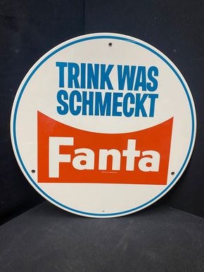 Fanta - Trink was schmeckt (60er Jahre Werbeschild)