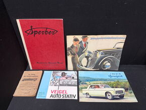 Automobil Prospekt 5er Set - Drei Originale und zwei Reproduktionen