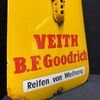 Veith B.F. Goodrich Emaillethermometer in stattlicher Größe (50er Jahre)