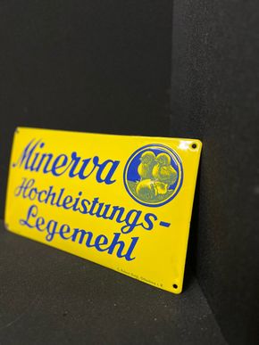 Minerva Hochleistungs Legemehl Küken Emailschild 33 x 18 cm - D um 1925