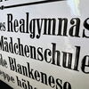 Büro der Hamburger Elektrizitäts- und Wasserwerke - Mädchenschule und Realgymnasium Blankenese