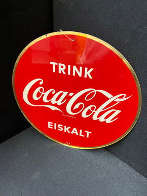 Coca Cola Glaswerbeschild (Um 1955) mit 25 cm Durchmesser