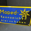 Moped-Kennzeichen hier zu haben (Emailleschild / 50er/60er Jahre)