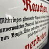 Rauchen verboten (Gewölbtes Emailleschild um 1925)