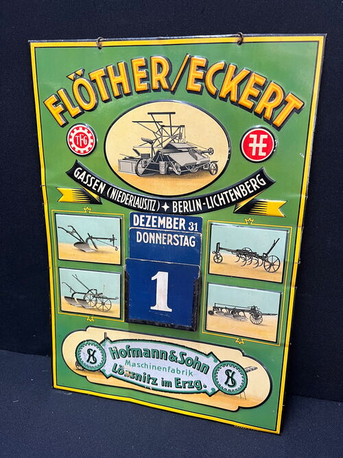 Flöther / Eckert Landmaschinen - Maschinenfabrik Hofmann & Sohn  (Vorkriegsblechschild mit Kalenderfach und Originalkalender)