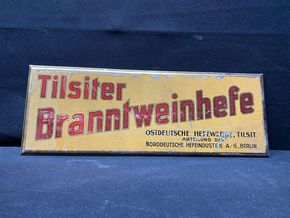 Ostdeutsche Hefewerke Tilsit - Tilsiter Branntweinhefte (Blechschild um 1950) BCM