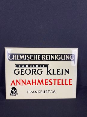 Chemische Reinigung / Färberei Georg Klein Frankfurt 28 x 39 cm Blechschild um 1960