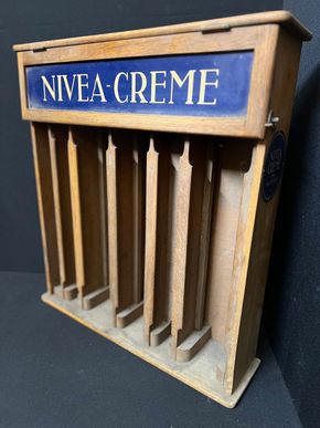 Nivea Creme - Verkaufsdisplay mit 3 Blechschildern ! 55 x 48 x 12 cm - D um 1925