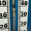 V 10 GT - Pneus Kleber - Emaillethermometer (50er Jahre)
