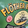 Flöther / Eckert Landmaschinen - Maschinenfabrik Hofmann & Sohn  (Vorkriegsblechschild mit Kalenderfach und Originalkalender)