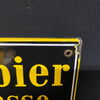 Haller Löwenbräu Flaschenbier über die Strasse (Emailleschild. 50er Jahre)