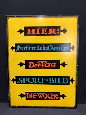 Zeitschriftenschild - Werbend für 4 große Blätter (Um 1920) A 154