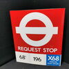 Londoner Bus-Stop - Beidseitig emailliertes Emailleschild aus der Zeit um 1970