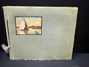 Original Fotografien von Schaufensterdekorationen und mehr - 130 Stück in zwei Fotoeinsteckalben (Um 1930)