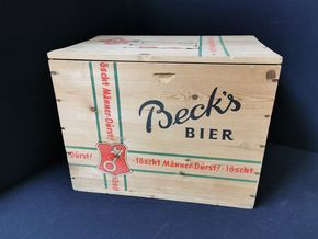 Becks Bier - Löscht Männer-Durst / Holzkiste samt Deckel und Originaletikett. 