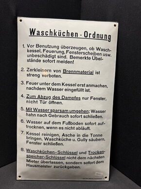Waschküchen Ordnung Emailschild  50 x 30 cm D - um 1930