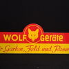 Wolf Geräte Emailleschild für Garten, Feld und Rasen
