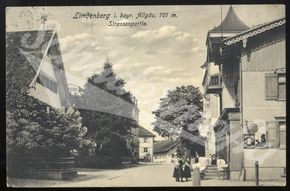 Postkarte mit zwei Emailleschildern der Spitzenklasse - Lindenberg im Allgäu um 1920