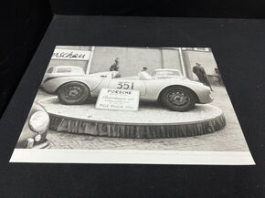 Porsche Spyder Typ 550 - Siegerwagen der Rennsportklasse (großer Fotoabzug)