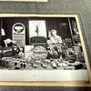 Original Fotografien von Schaufensterdekorationen und mehr - 130 Stück in zwei Fotoeinsteckalben (Um 1930)