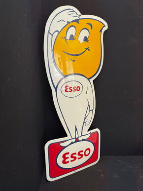 Esso Emailleschild (neuzeitlich) - Darstellung des Öltropfenmännchens (leicht gewölbt)