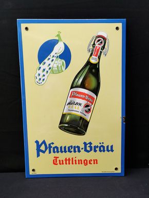 Pfauenbräu Tuttlingen / Abgekantetes Emailschild (Um 1950)